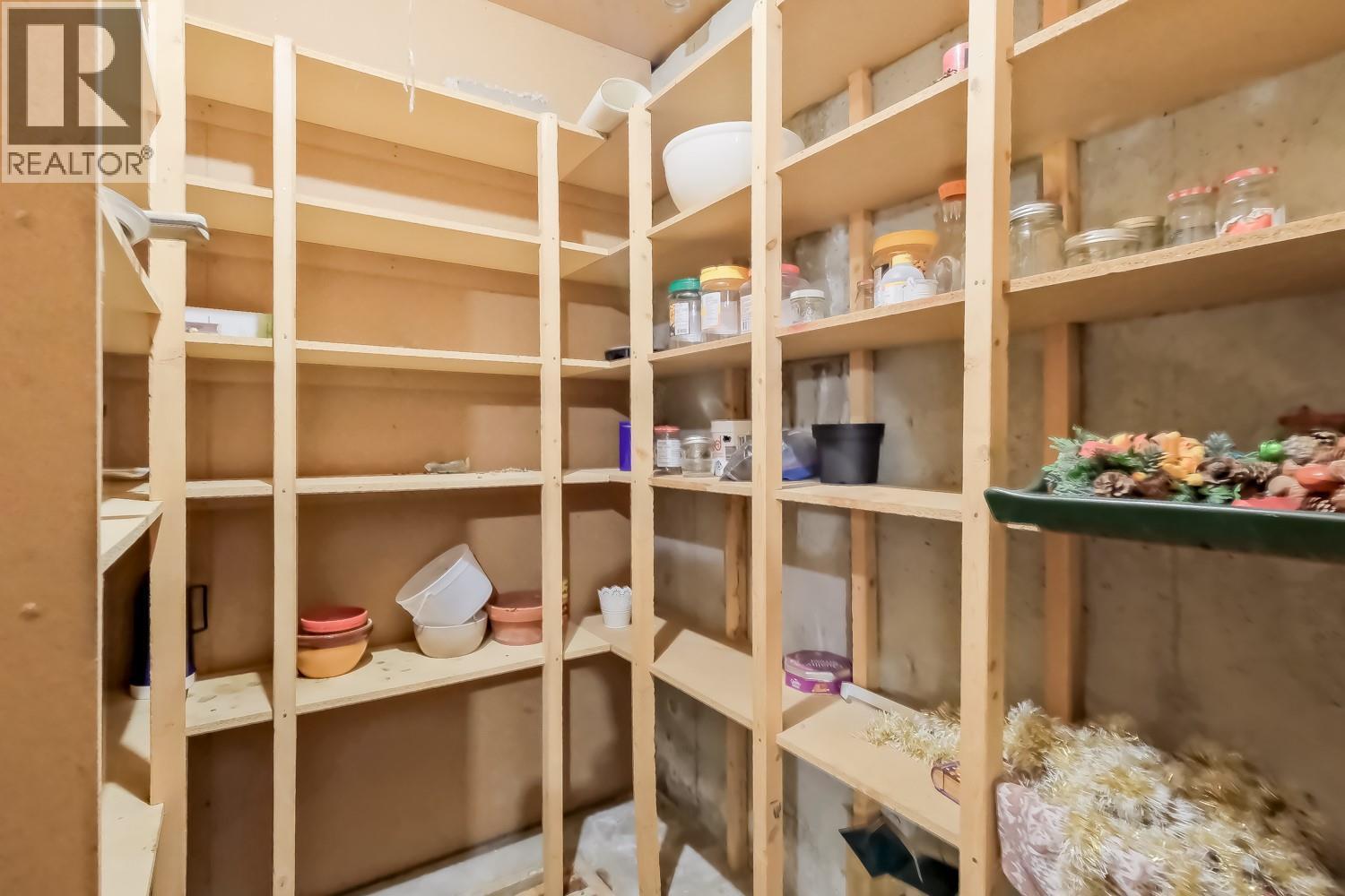 13391 Mcclure Place, Summerland, BC - Indoor With Storage