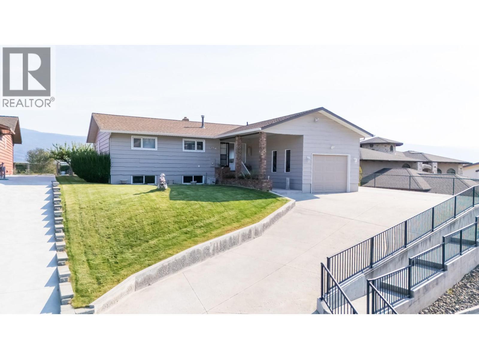13391 Mcclure Place, Summerland, BC - Outdoor