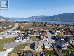 * duplex to be built on empty lot beside the other one -