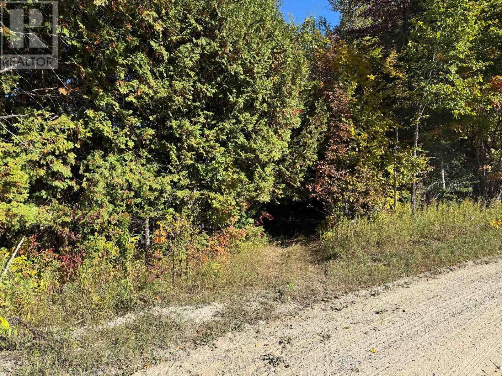 1794 St Ola Road, Tudor And Cashel (Cashel Ward), ON