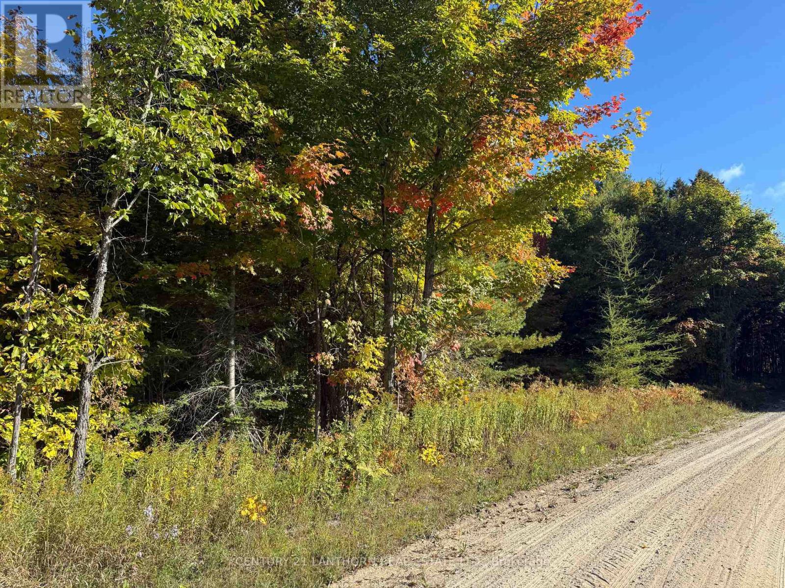 1794 St Ola Road, Tudor And Cashel (Cashel Ward), ON