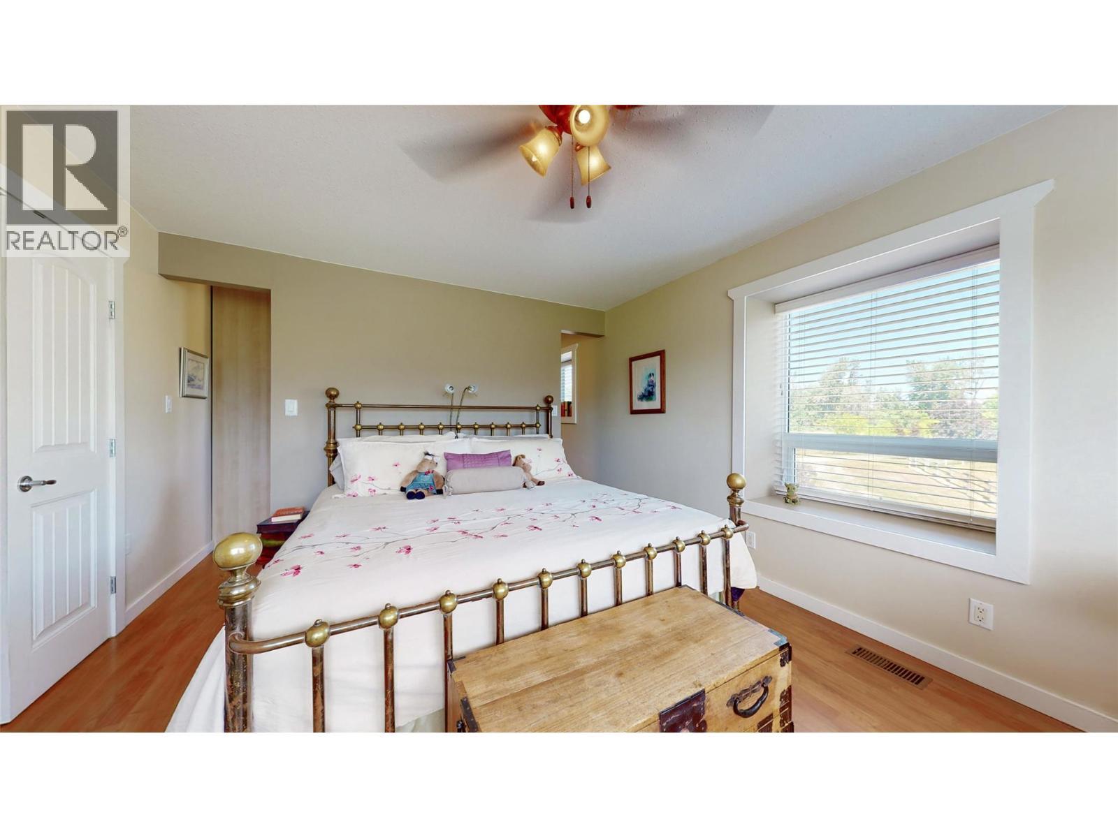 205 Greasewood Avenue, Oliver, BC