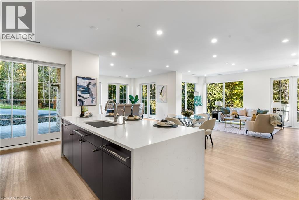 6523 Wellington 7 Road Unit# 32, Elora, ON - Indoor Photo Showing Kitchen With Upgraded Kitchen