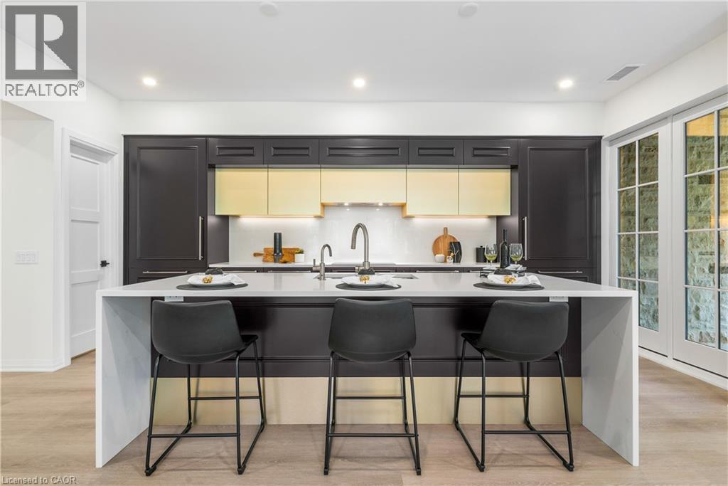 6523 Wellington 7 Road Unit# 32, Elora, ON - Indoor Photo Showing Kitchen With Upgraded Kitchen