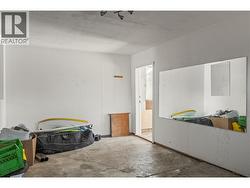 workshop/former gym -