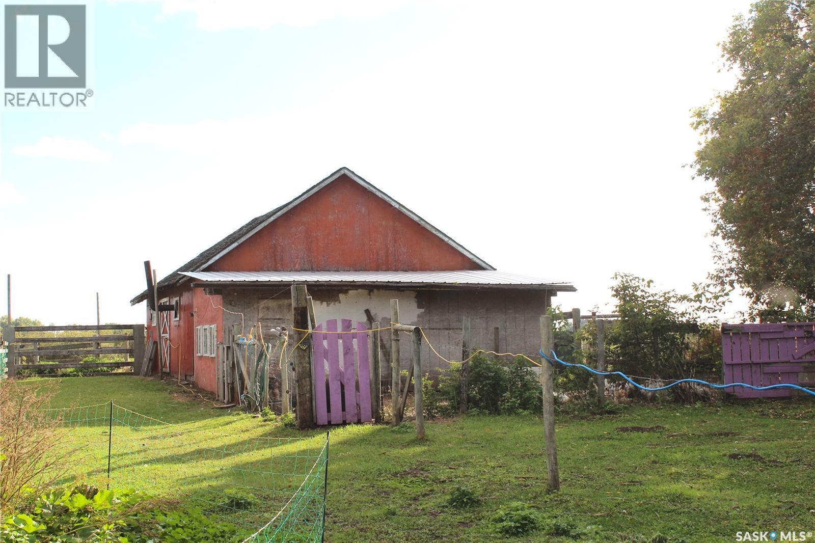 Vaughters Acreage, Willow Creek Rm No. 458, SK - Outdoor
