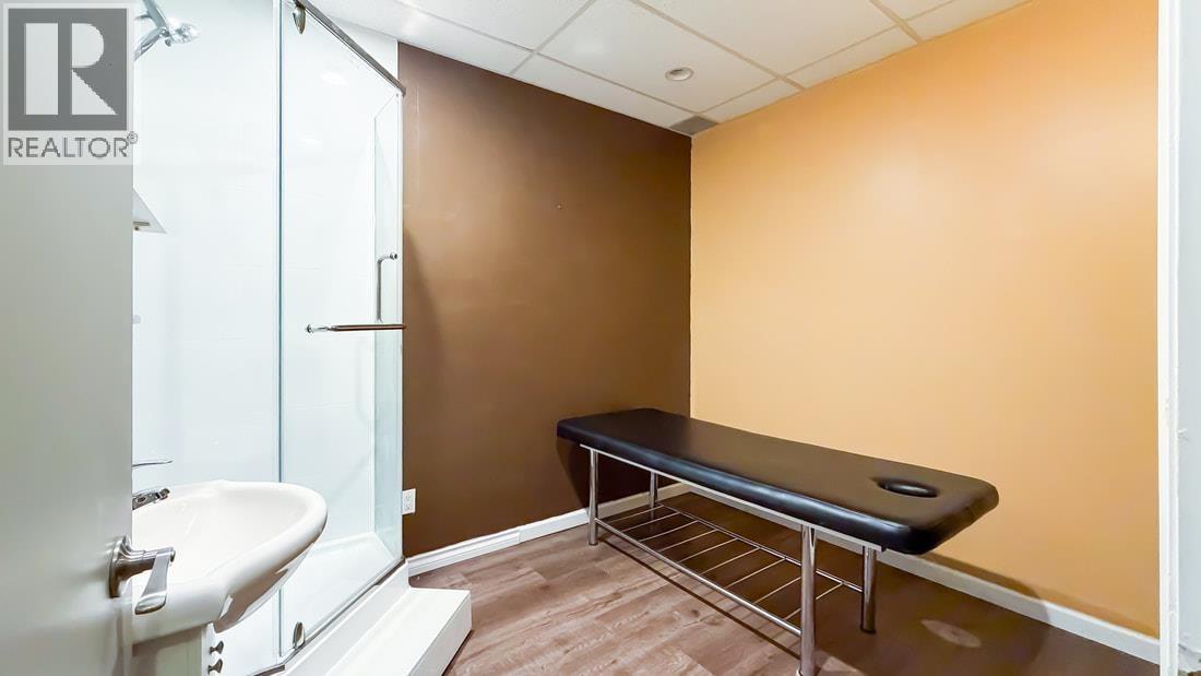 8263 Oak Street, Vancouver, BC