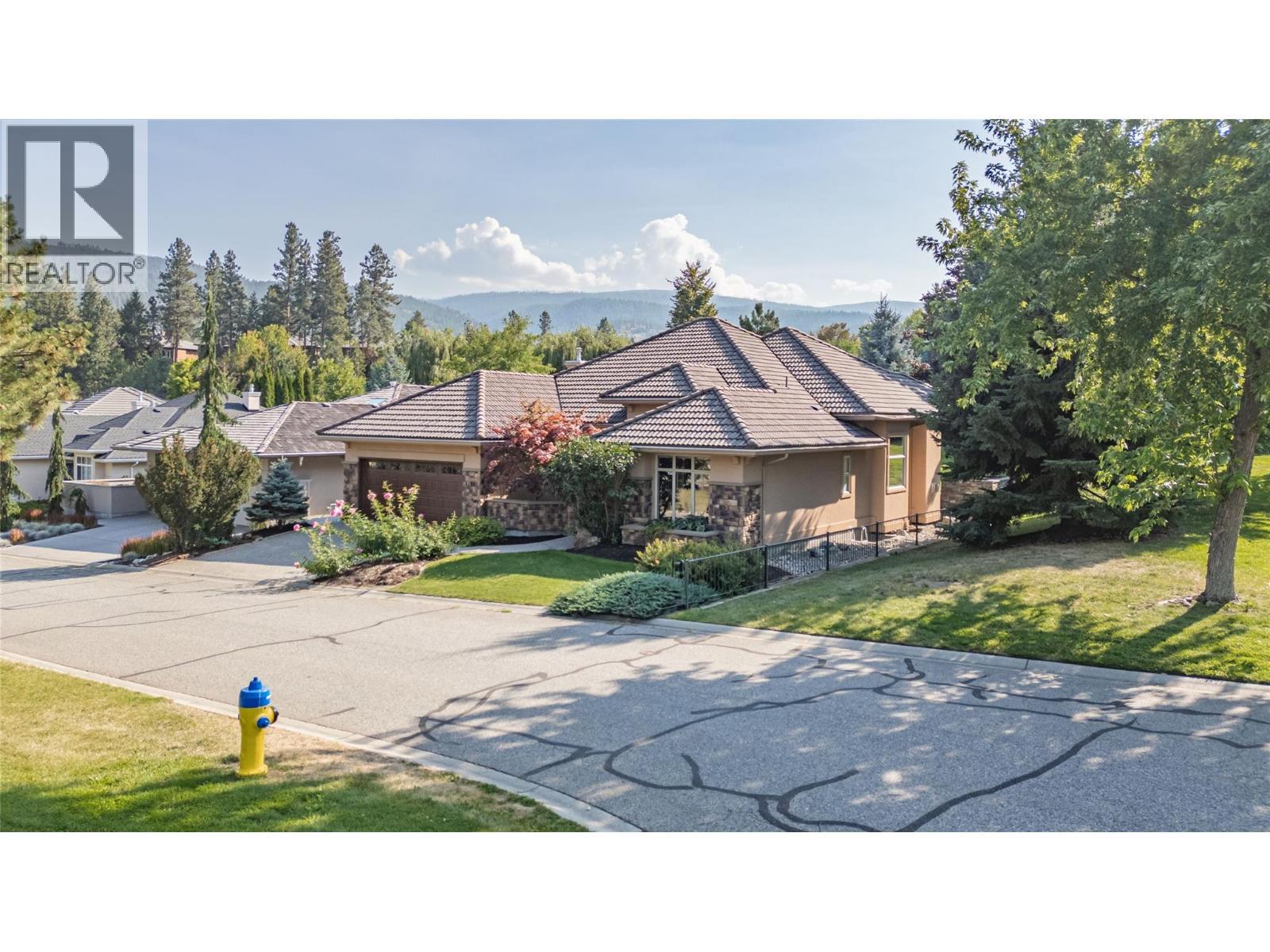 4157 Gallaghers Parkland Drive, Kelowna, BC - Outdoor