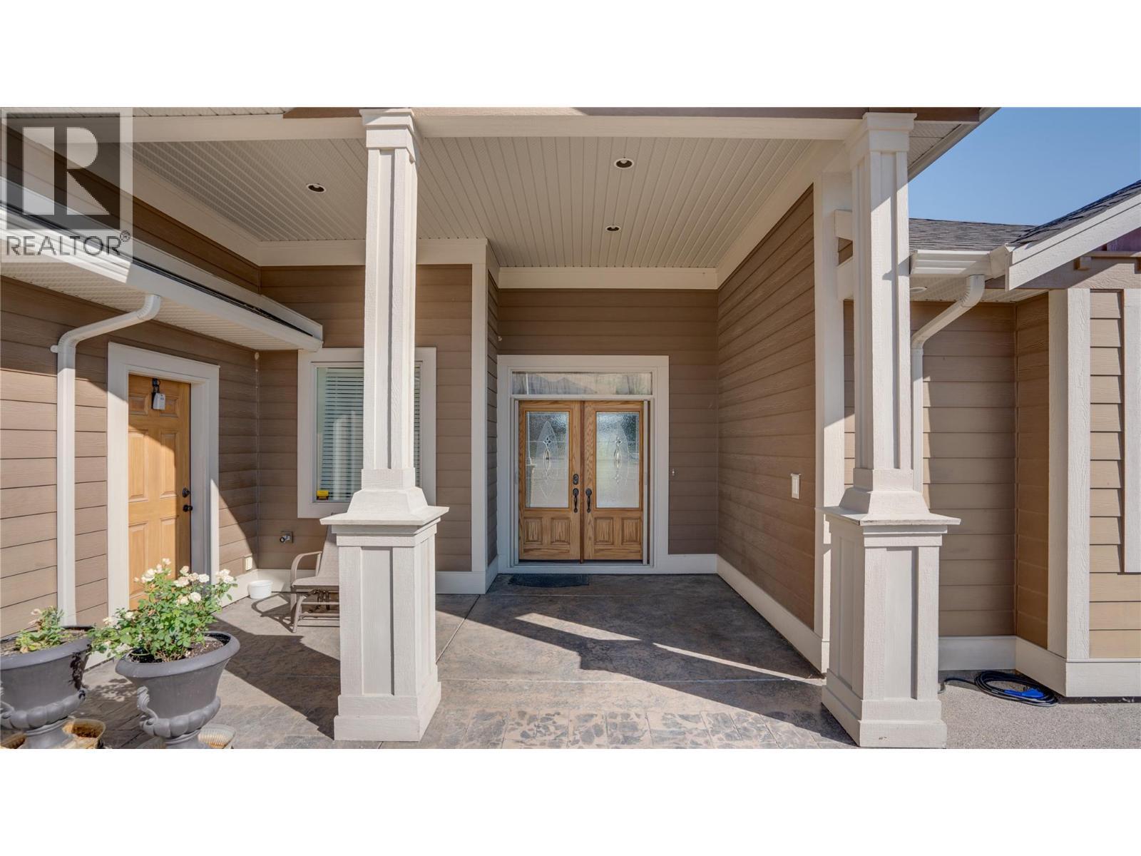 567 Mt Ida Drive, Coldstream, BC - Outdoor With Exterior