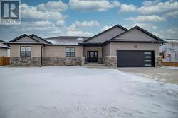 58 SLEEPY MEADOW DRIVE Chatham-Kent, ON N0P 1A0