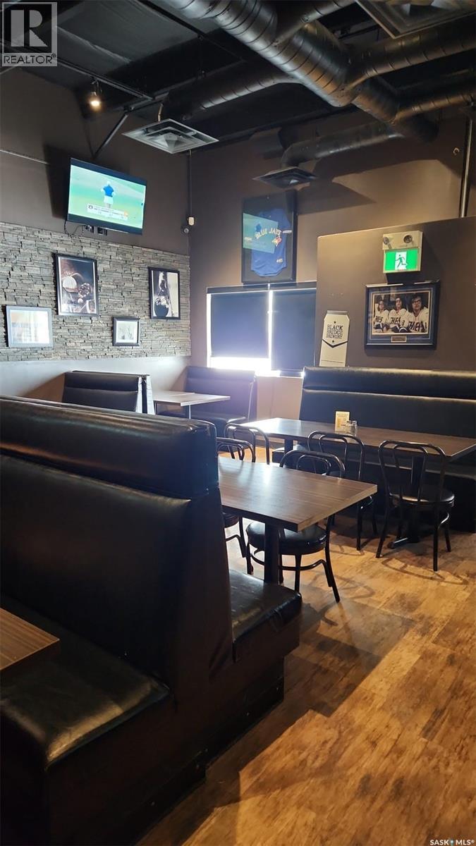 910 3Rd Avenue W, Shaunavon, SK