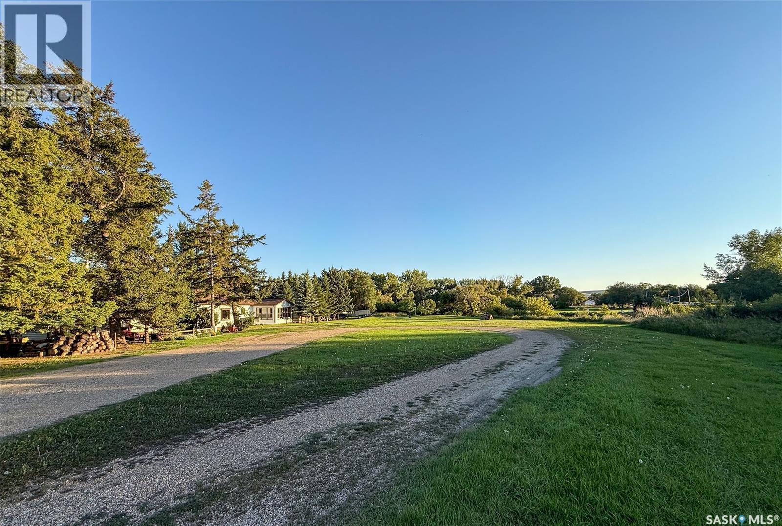 223 Riverside Boulevard, Eastend, SK - Outdoor With View