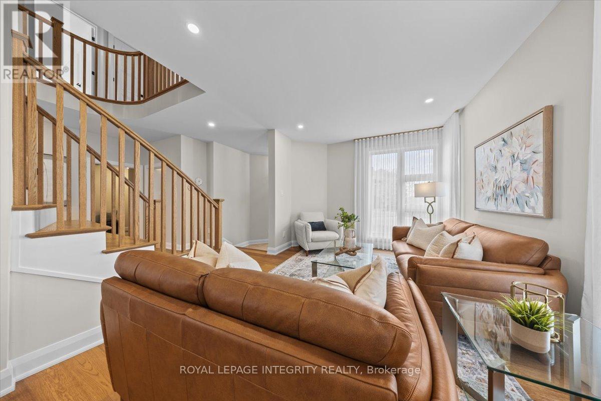 970 Islington Way, Ottawa, ON - Indoor Photo Showing Other Room