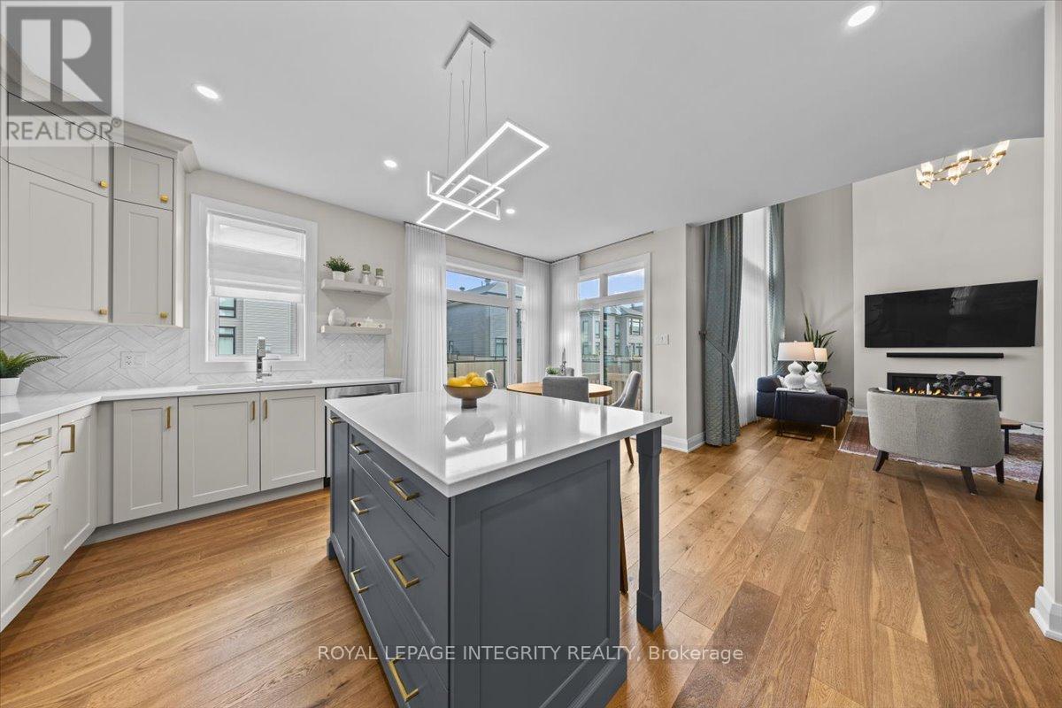 970 Islington Way, Ottawa, ON - Indoor Photo Showing Kitchen With Upgraded Kitchen