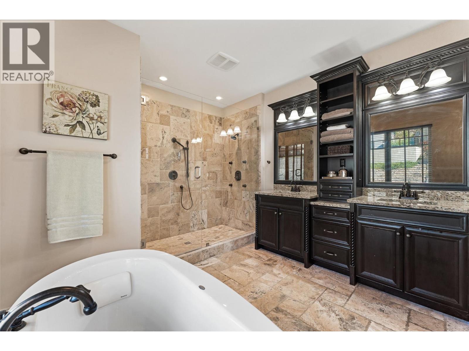 3211 Pinot Noir Place, West Kelowna, BC - Indoor Photo Showing Bathroom