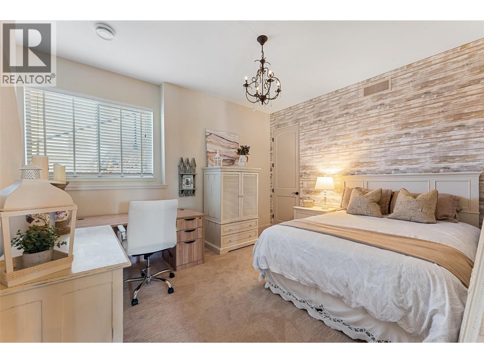3211 Pinot Noir Place, West Kelowna, BC - Indoor Photo Showing Bedroom
