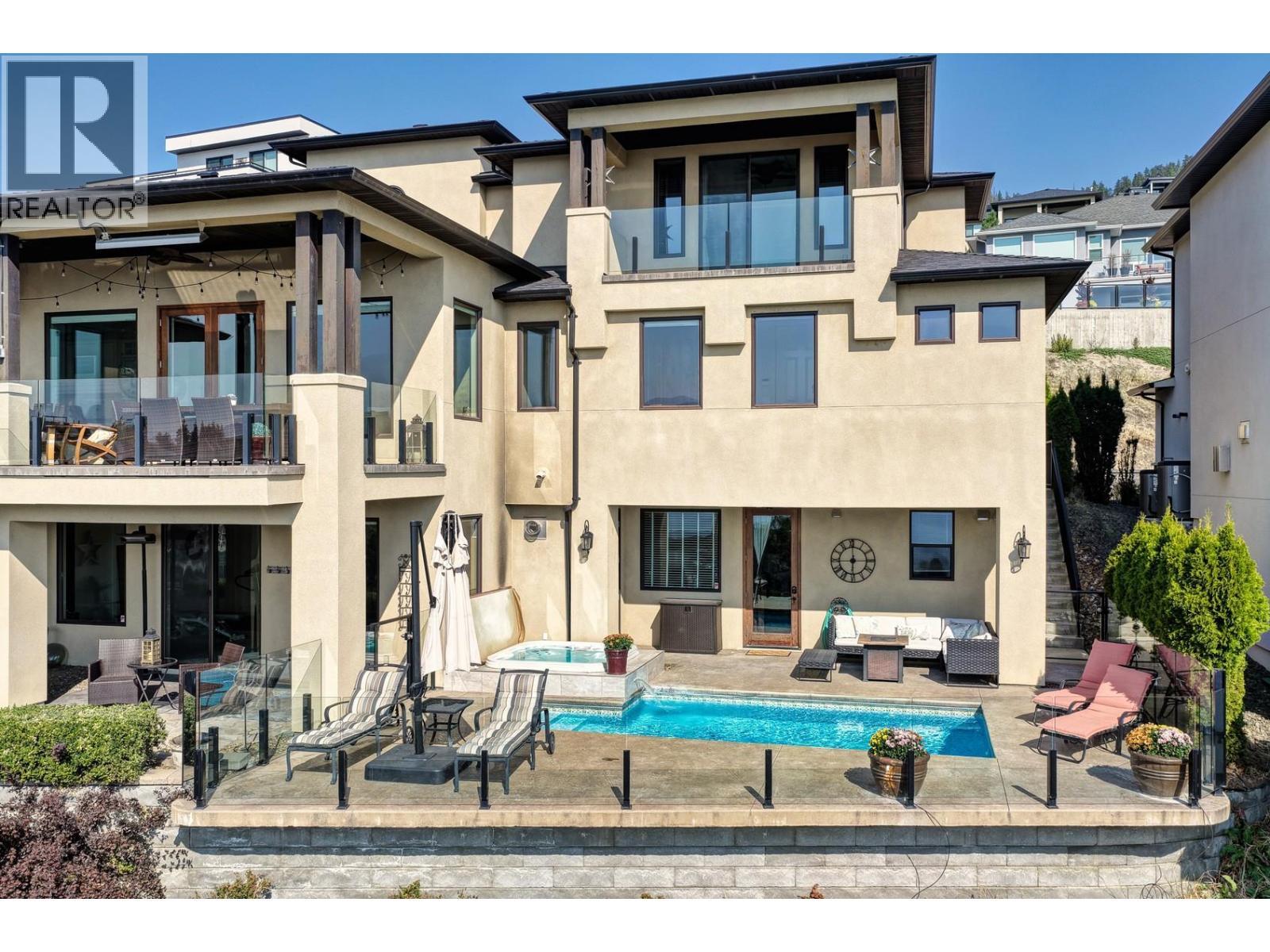 3211 Pinot Noir Place, West Kelowna, BC - Outdoor With In Ground Pool With Deck Patio Veranda