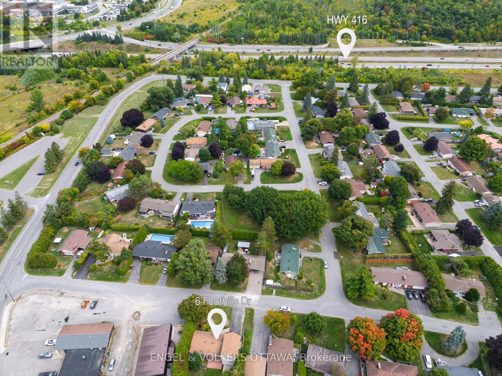 6 Foothills Drive, Ottawa, ON