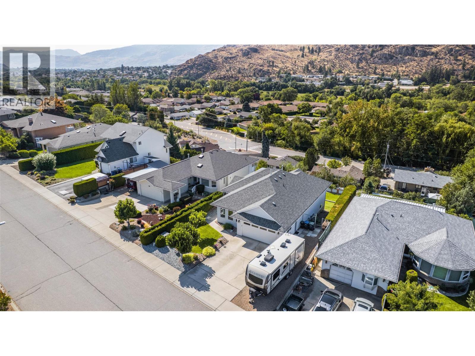 323 Riesling Place, Oliver, BC - Outdoor With View