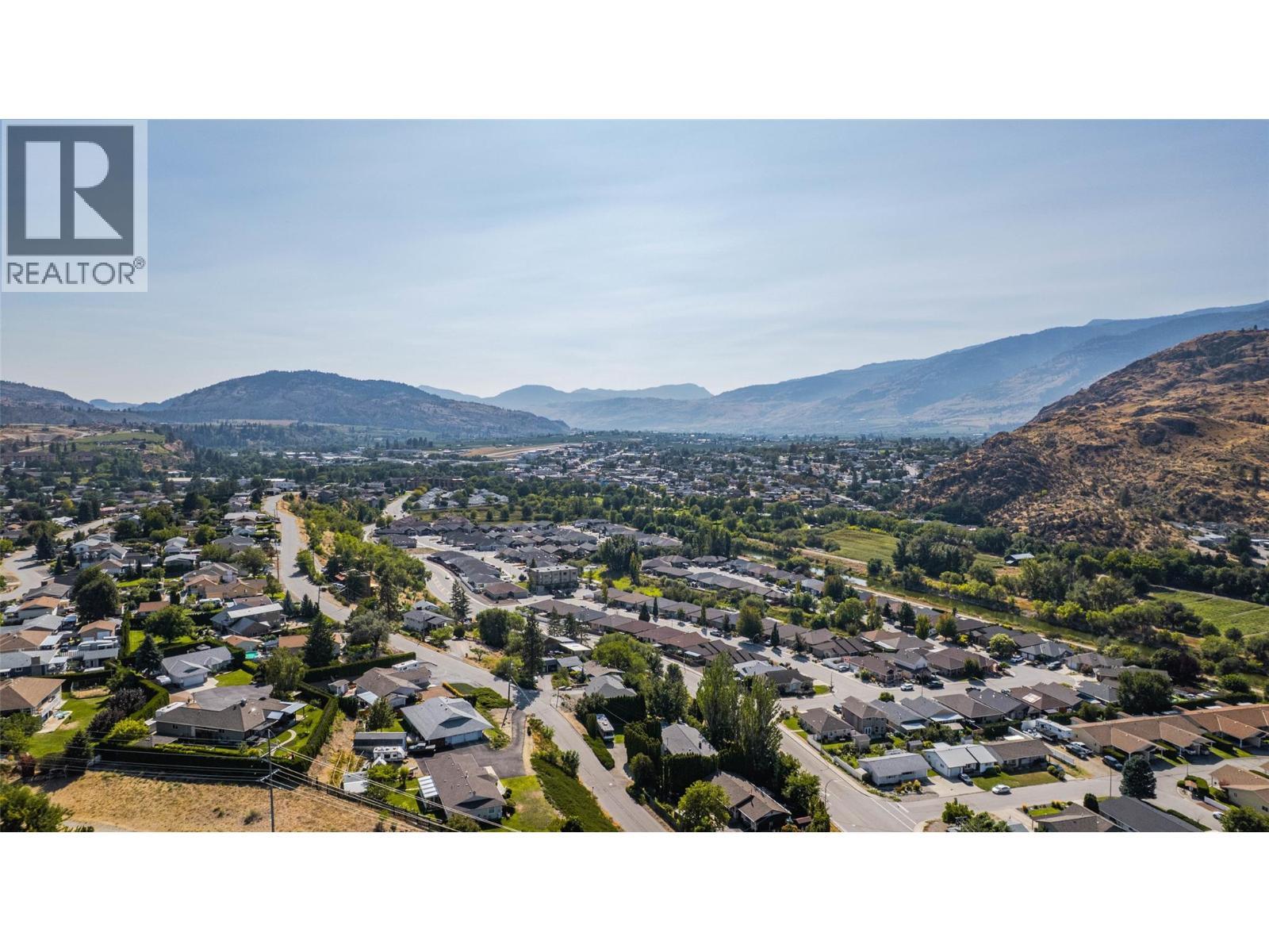 323 Riesling Place, Oliver, BC - Outdoor With View