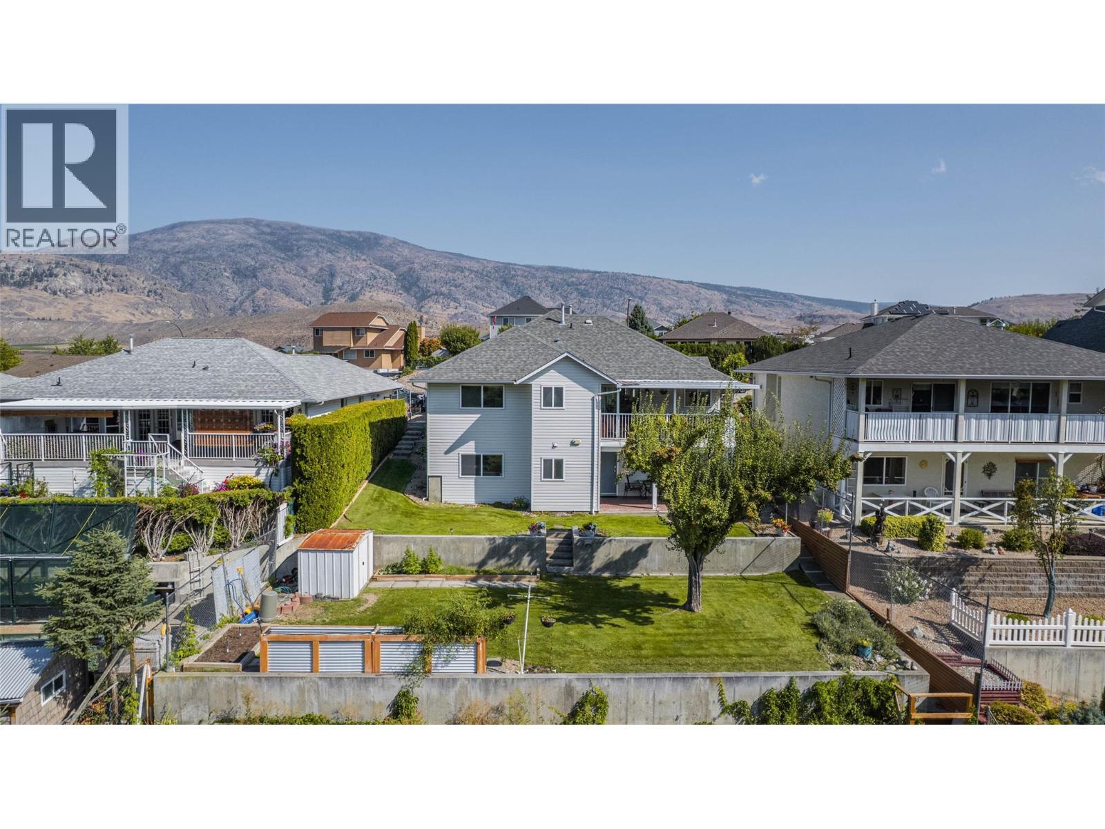 323 Riesling Place, Oliver, BC - Outdoor