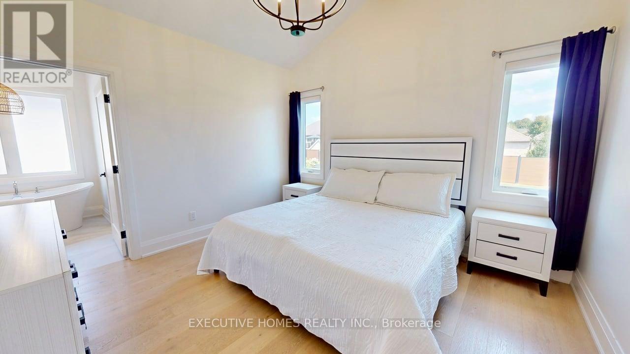 214 Irishwood Lane, Brockton, ON - Indoor Photo Showing Bedroom