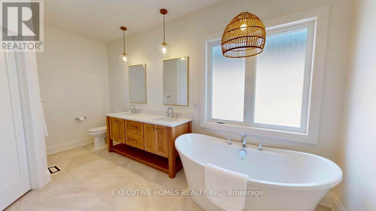 214 Irishwood Lane, Brockton, ON - Indoor Photo Showing Bathroom