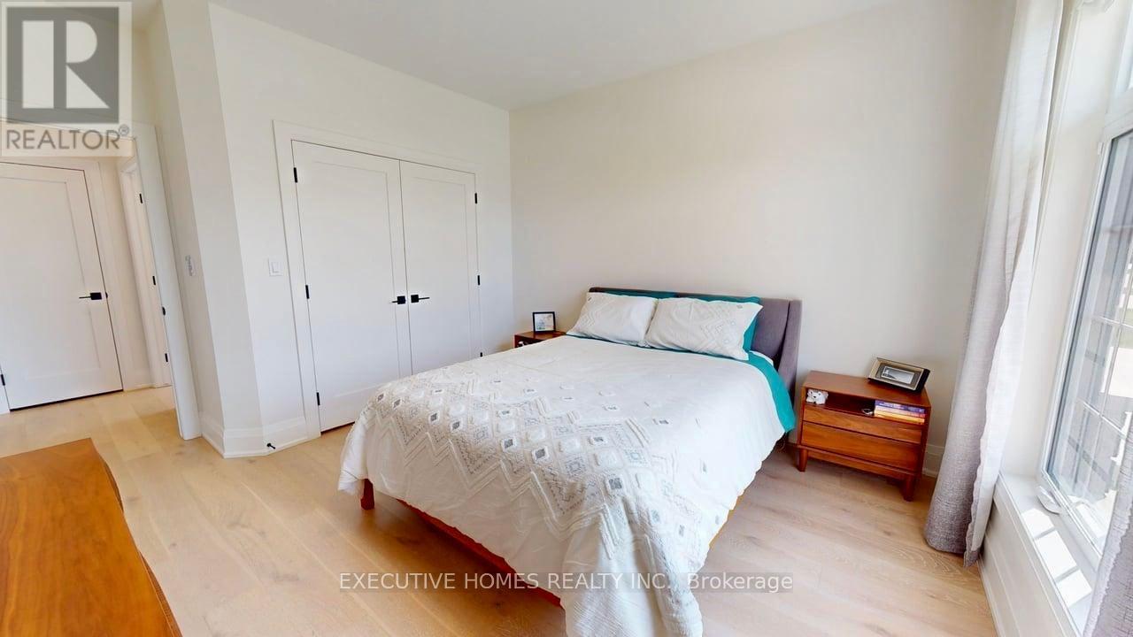 214 Irishwood Lane, Brockton, ON - Indoor Photo Showing Bedroom