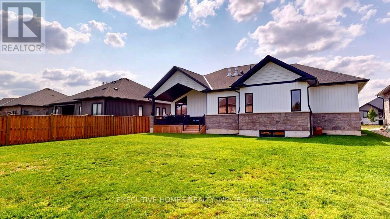 214 Irishwood Lane, Brockton, ON - Outdoor With Deck Patio Veranda