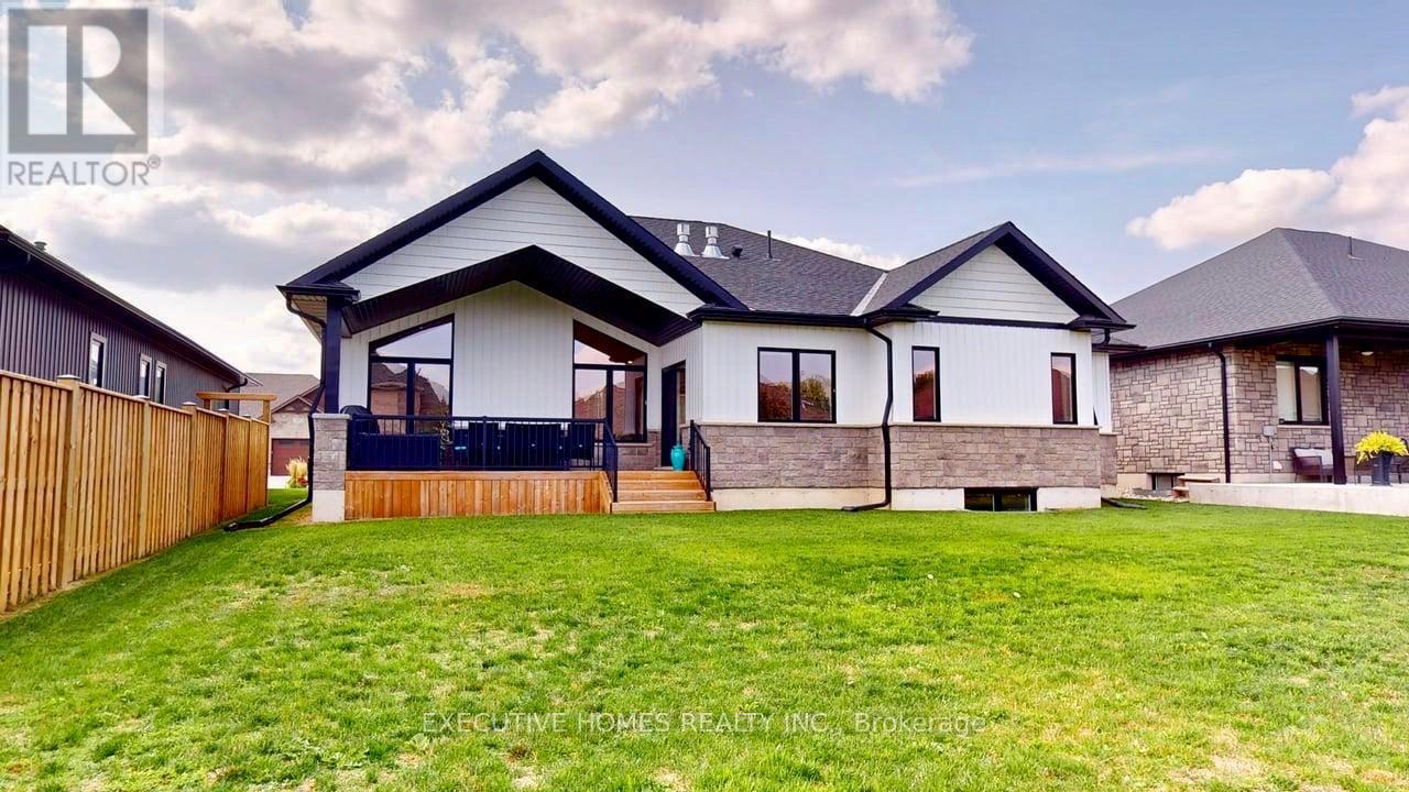 214 Irishwood Lane, Brockton, ON - Outdoor With Deck Patio Veranda