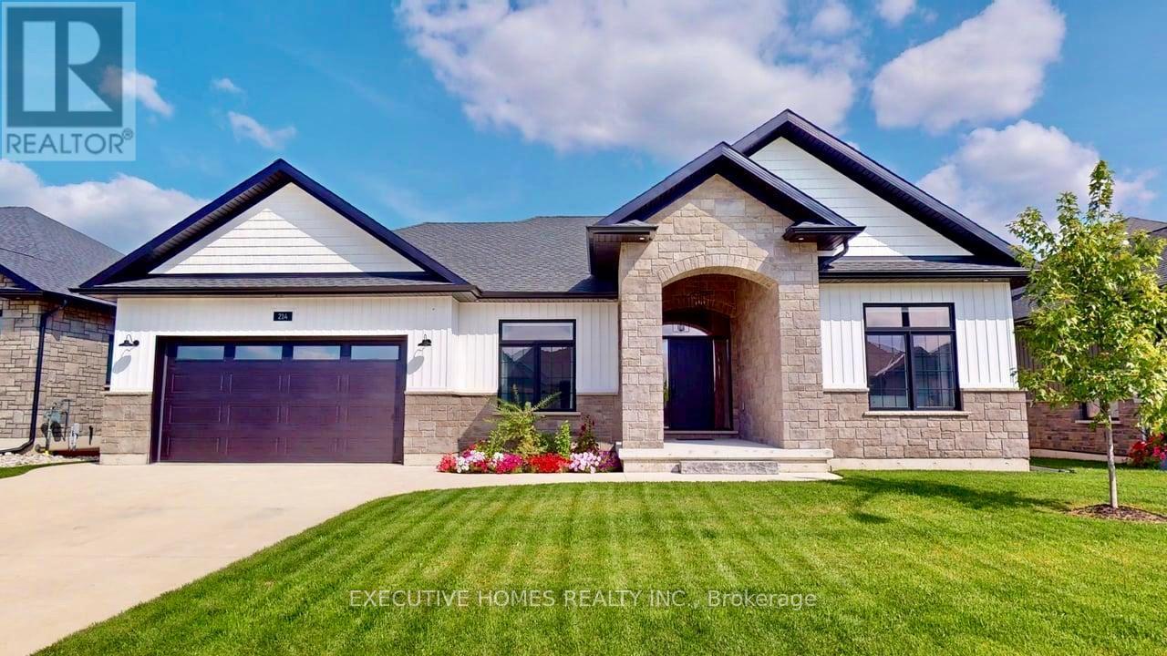 214 Irishwood Lane, Brockton, ON - Outdoor With Facade