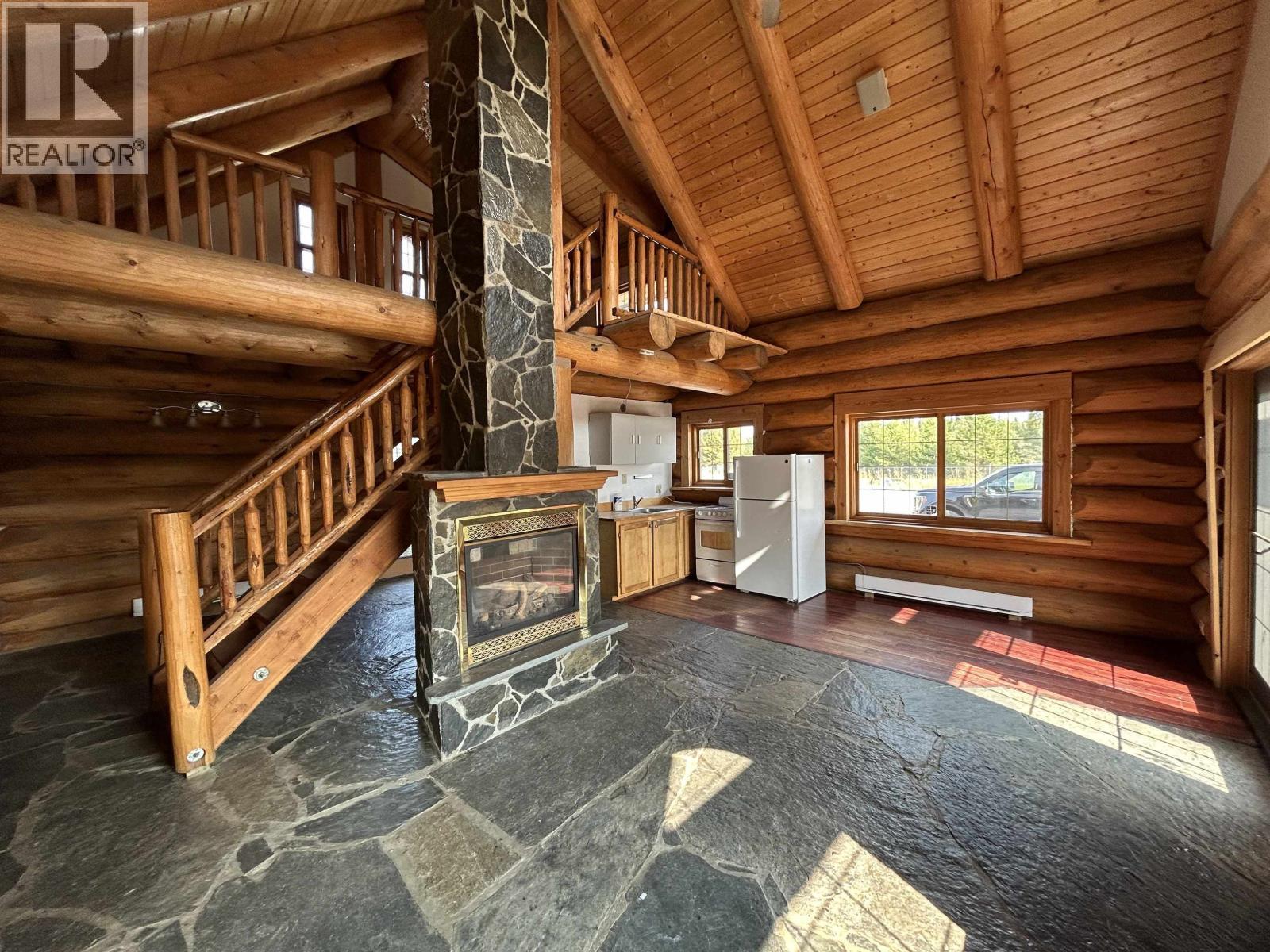 8828 N Kelly Road, Prince George, BC