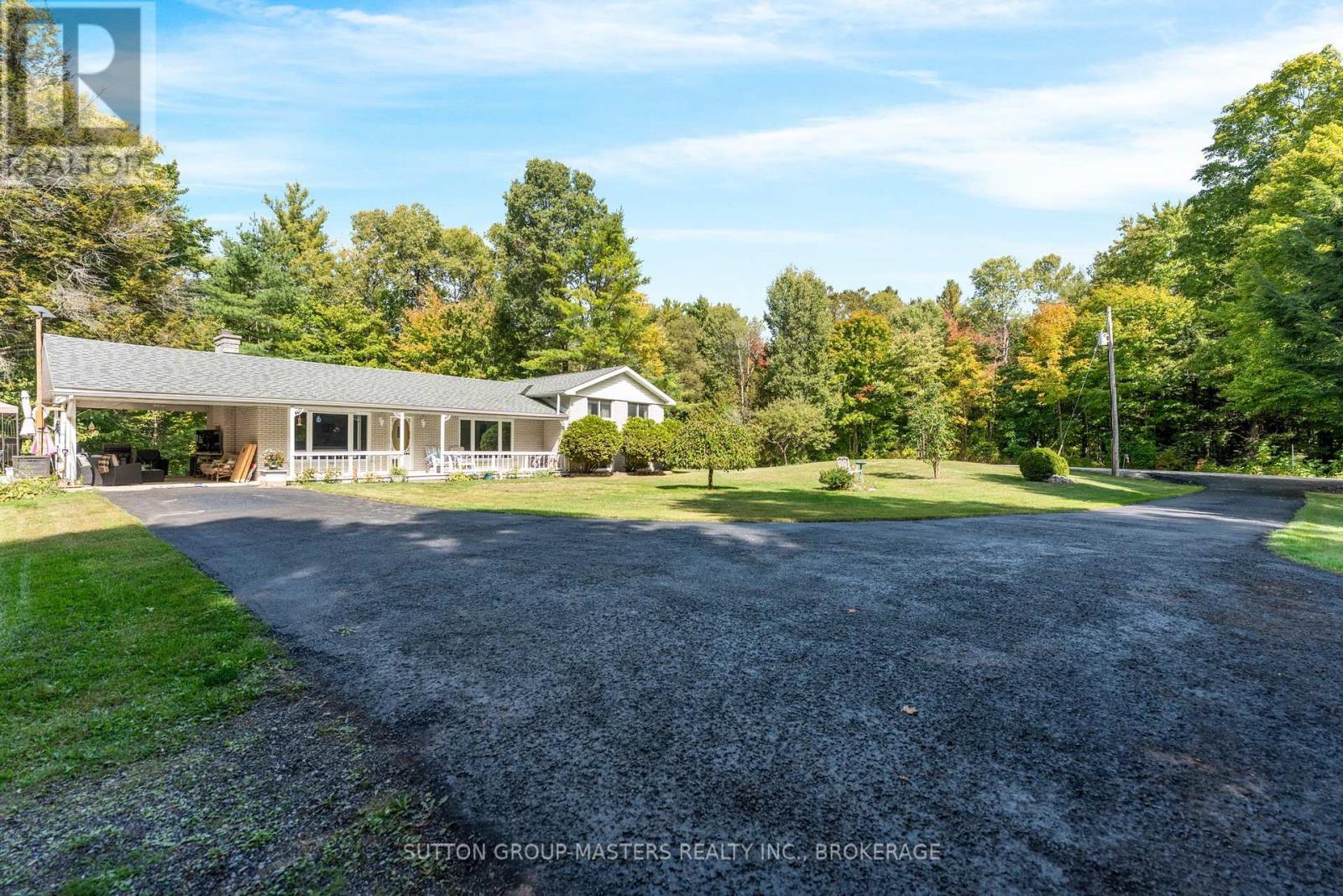 26 Hallecks Road, Front Of Yonge, ON - Outdoor