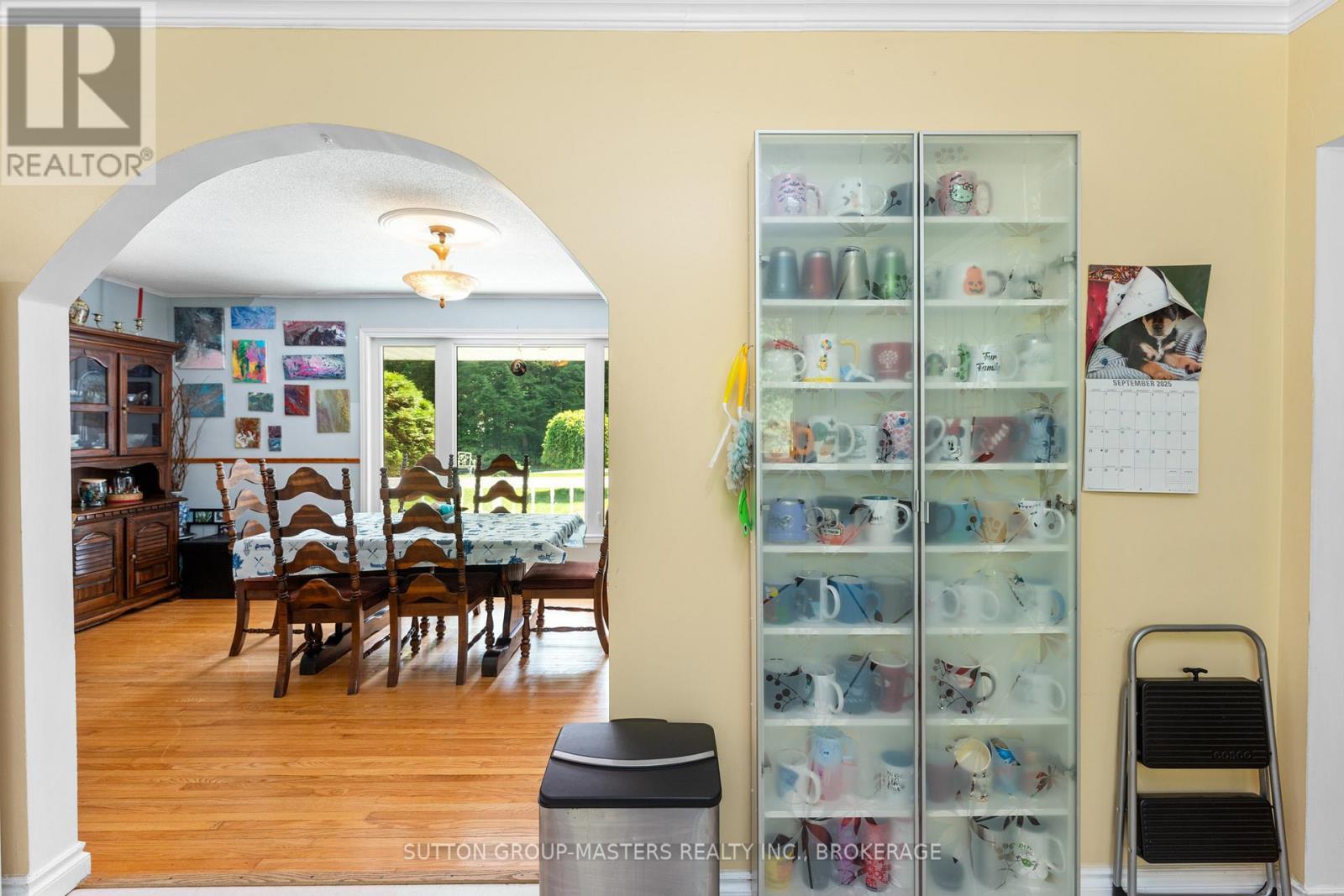 26 Hallecks Road, Front Of Yonge, ON - Indoor