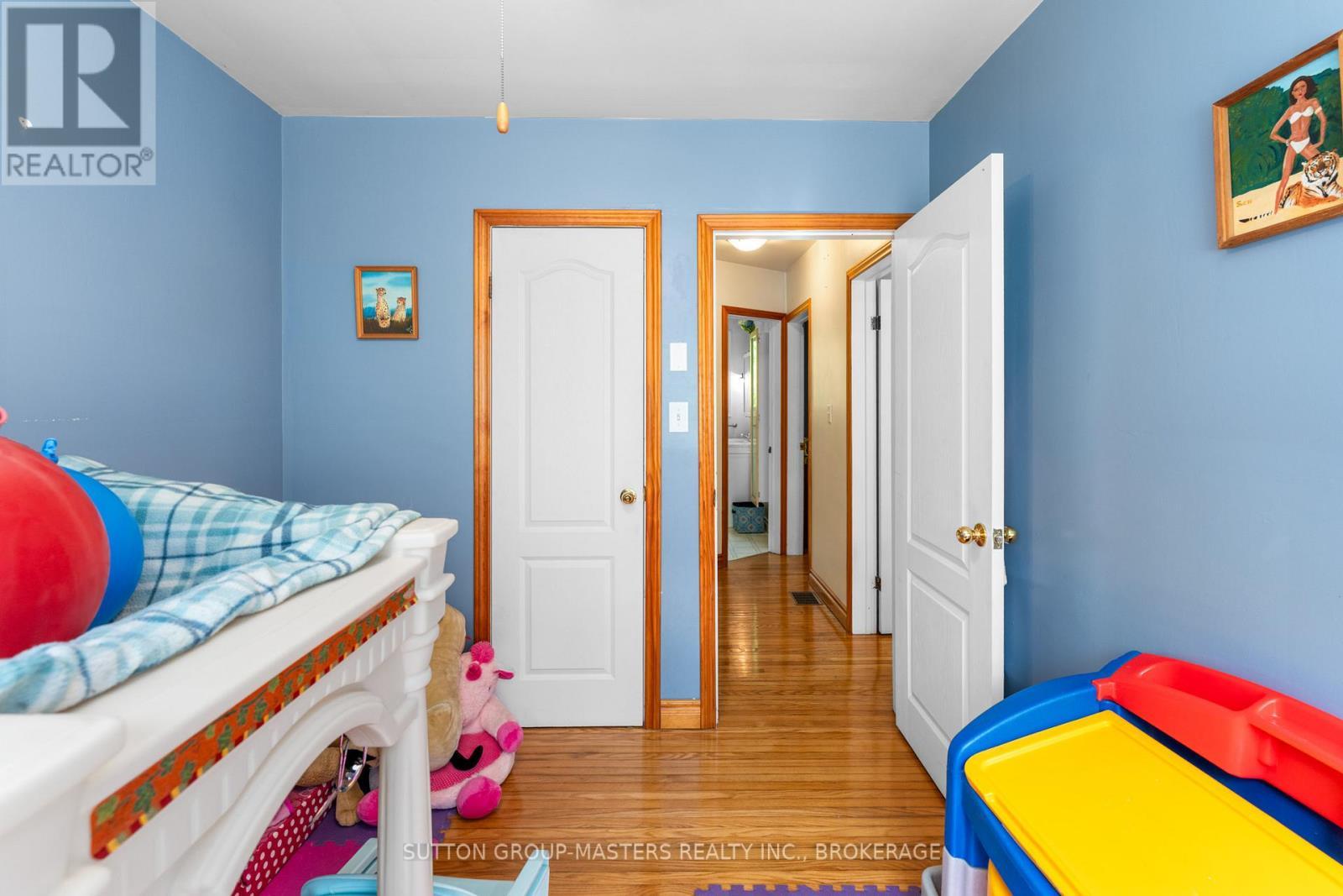 26 Hallecks Road, Front Of Yonge, ON - Indoor Photo Showing Bedroom