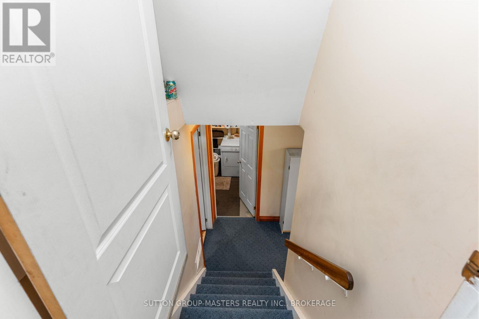 26 Hallecks Road, Front Of Yonge, ON - Indoor Photo Showing Other Room