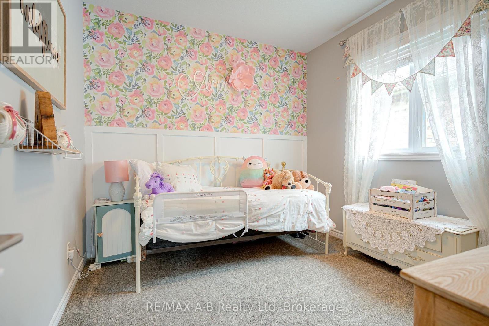 70 Gerber Drive, Perth East (Milverton), ON - Indoor Photo Showing Bedroom
