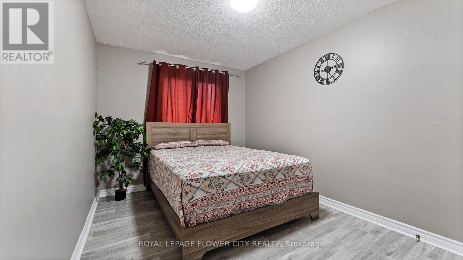 16 - 365 Pioneer Drive, Kitchener, ON - Indoor Photo Showing Bedroom