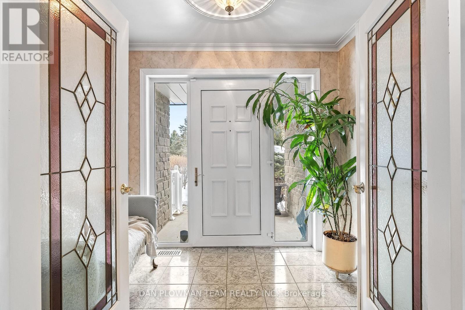 1902 Concession 9 Road, Clarington, ON - Indoor Photo Showing Other Room