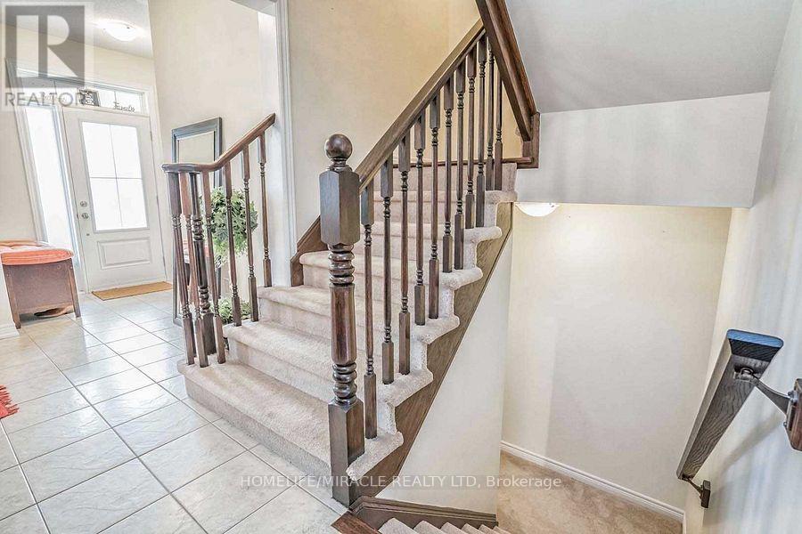 273 Riverlands Avenue, Markham, ON - Indoor Photo Showing Other Room