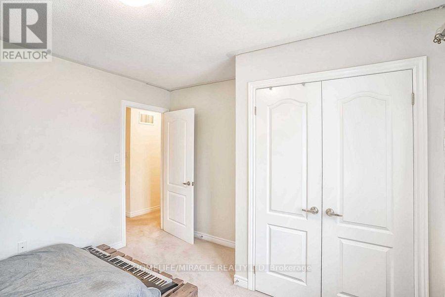 273 Riverlands Avenue, Markham, ON - Indoor Photo Showing Bedroom