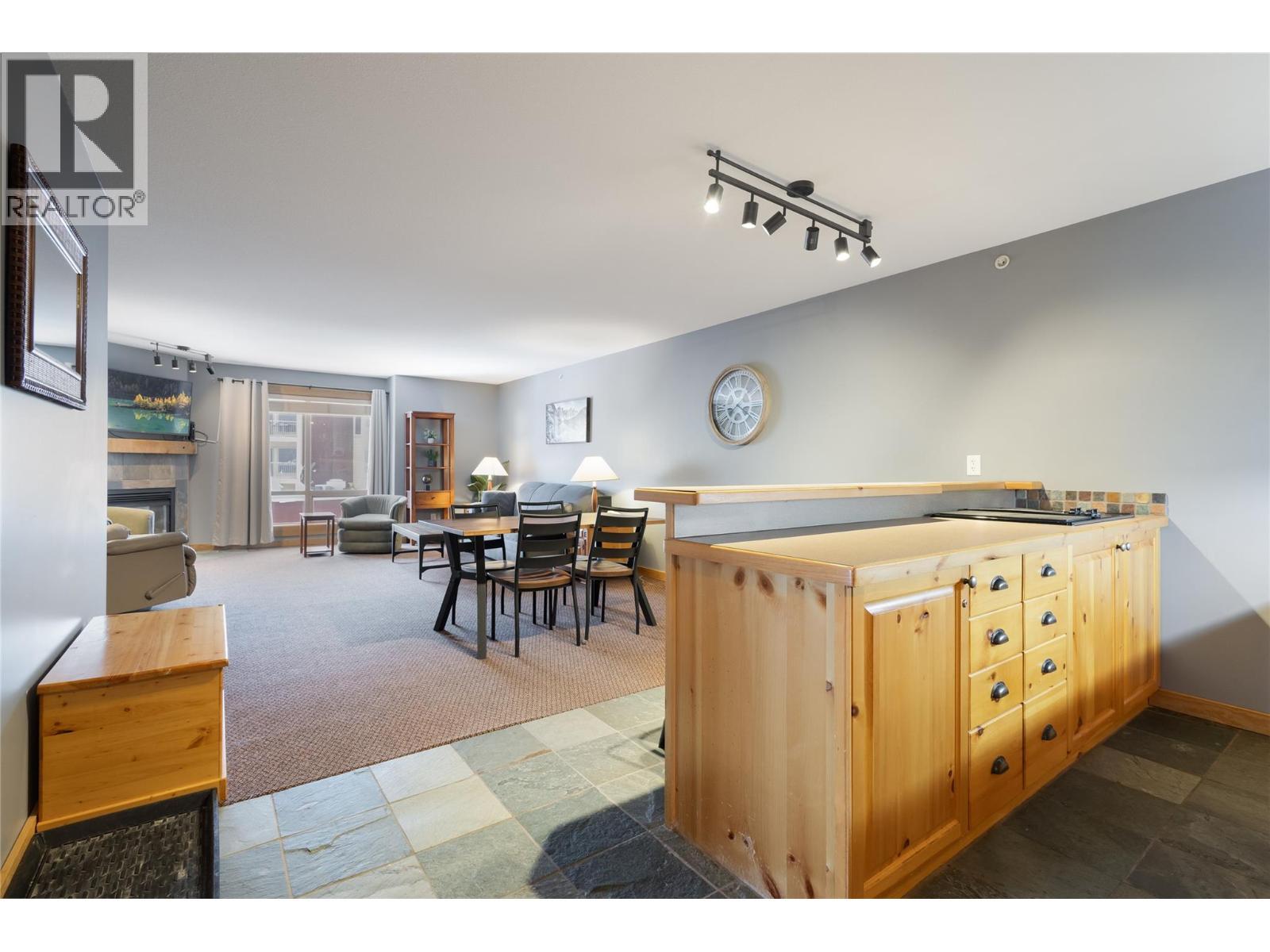 5335 Big White Road Unit# 401, Big White, BC - Indoor