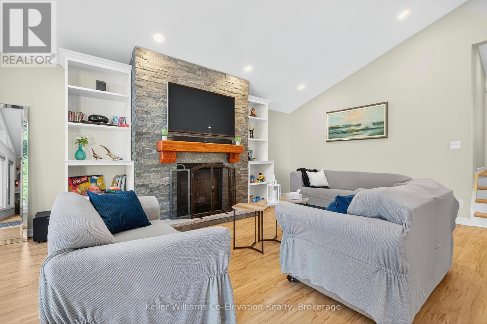 1948 Tiny Beaches Road South Road S, Tiny, ON - Indoor Photo Showing Living Room With Fireplace