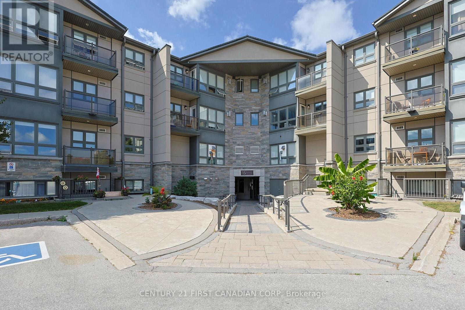 215 - 15 Jacksway Crescent, London North (North G), ON - Outdoor With Balcony With Facade