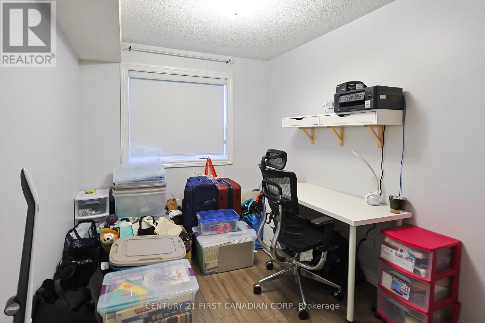 215 - 15 Jacksway Crescent, London North (North G), ON - Indoor Photo Showing Office