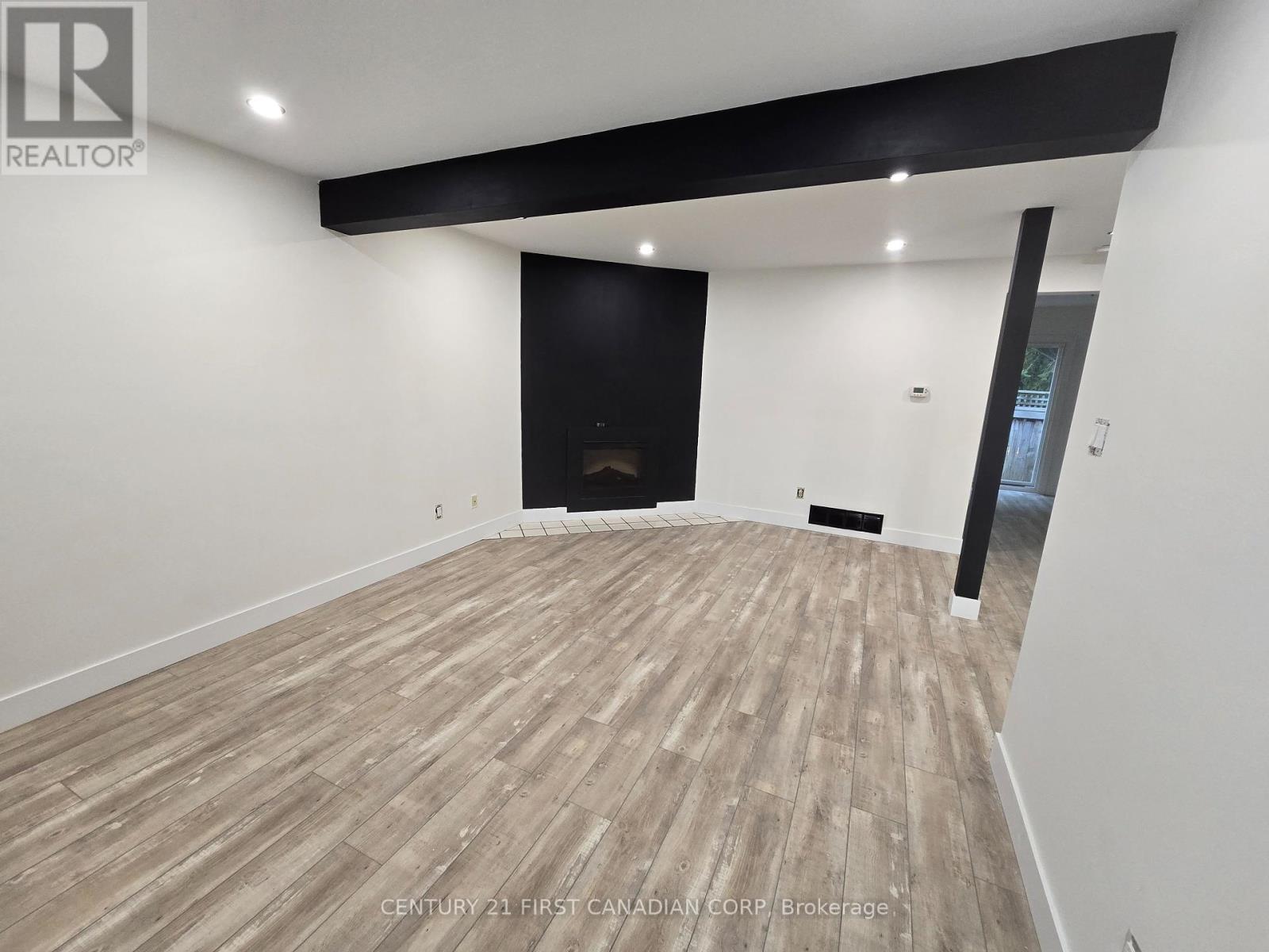 1 - 1294 Byron Baseline Road, London South (South K), ON - Indoor