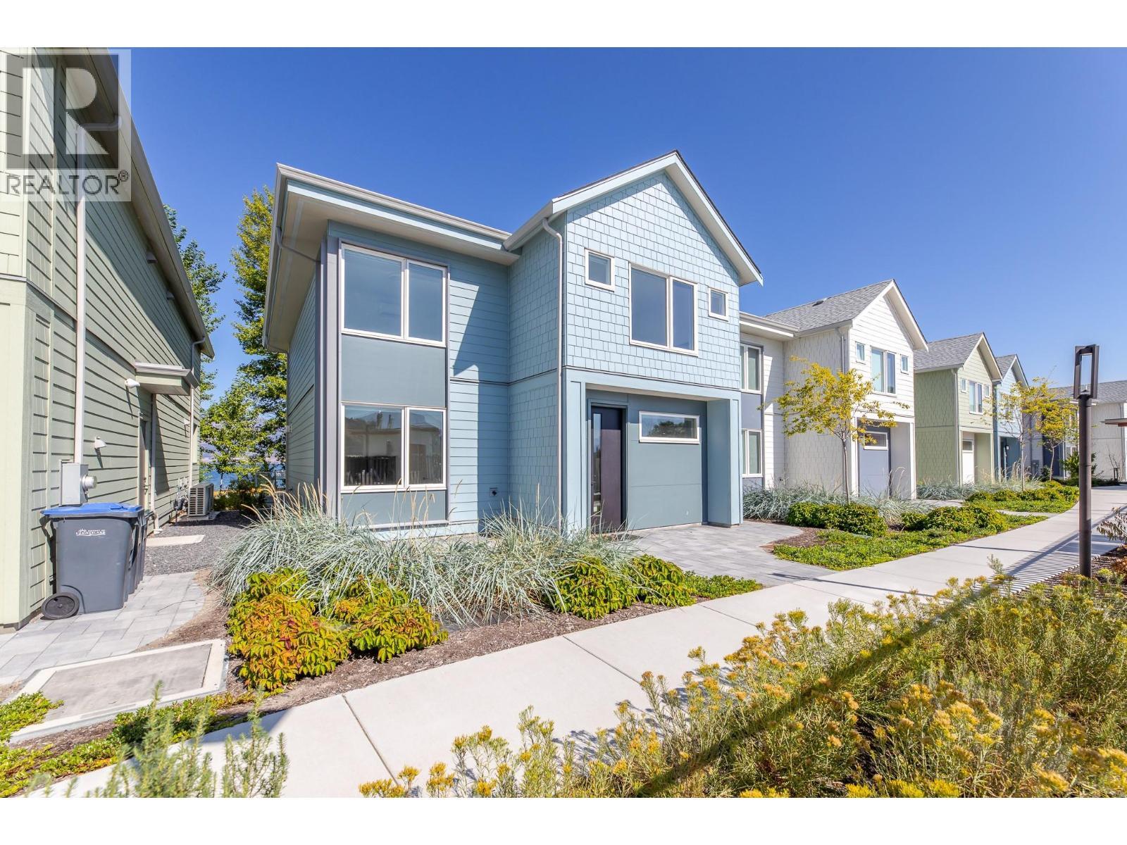 3240 Landry Crescent, Summerland, BC - Outdoor