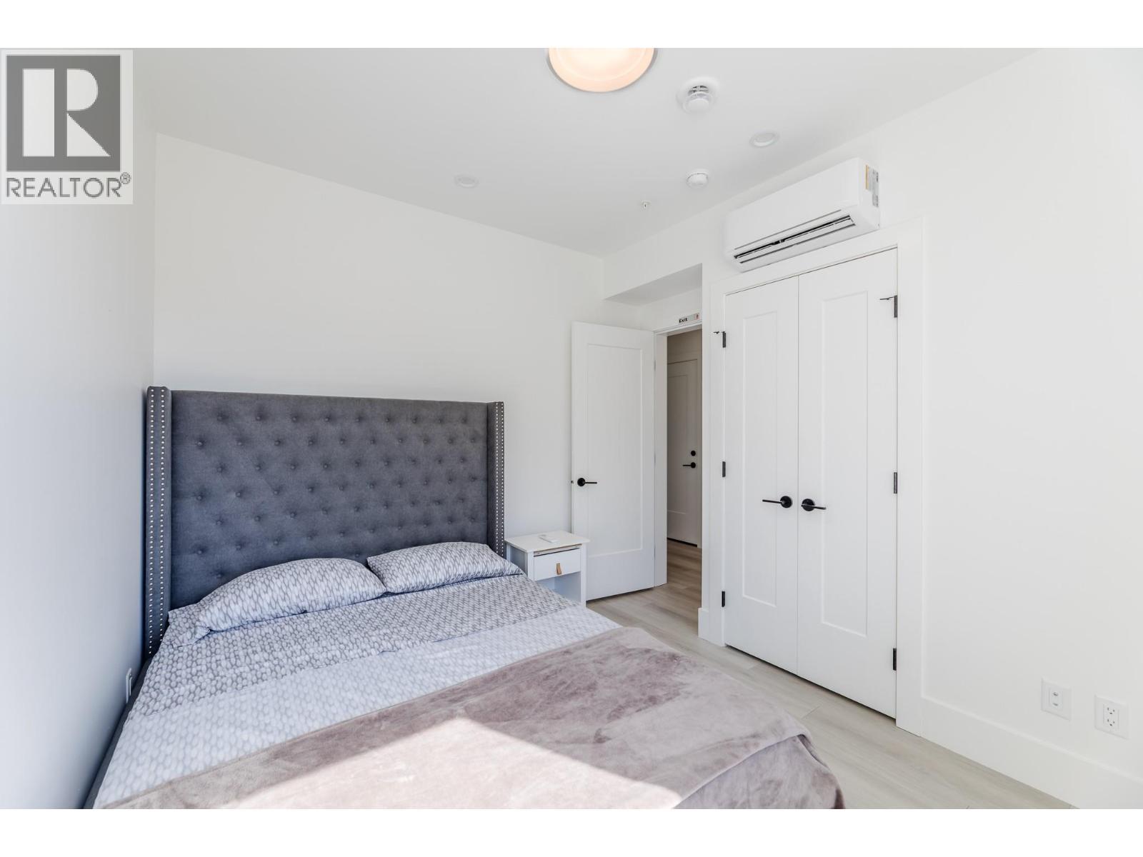 3240 Landry Crescent, Summerland, BC - Indoor Photo Showing Bedroom