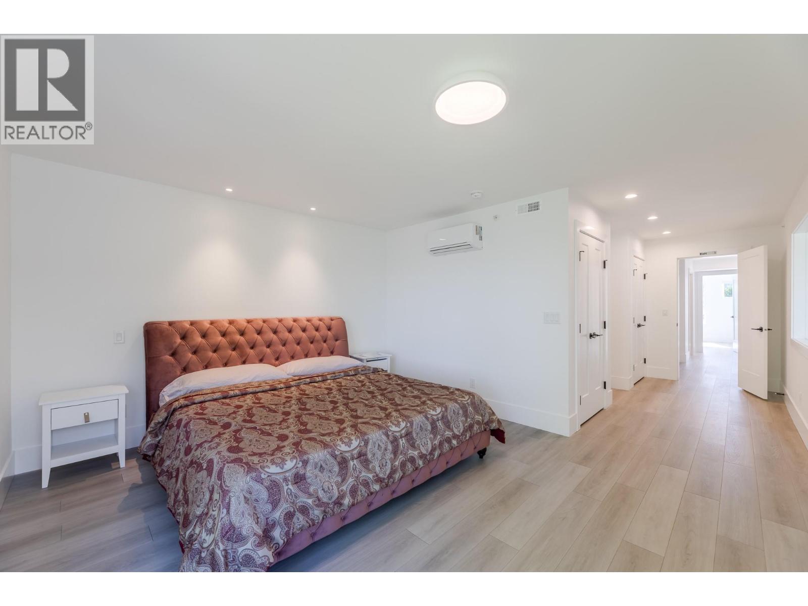 3240 Landry Crescent, Summerland, BC - Indoor Photo Showing Bedroom