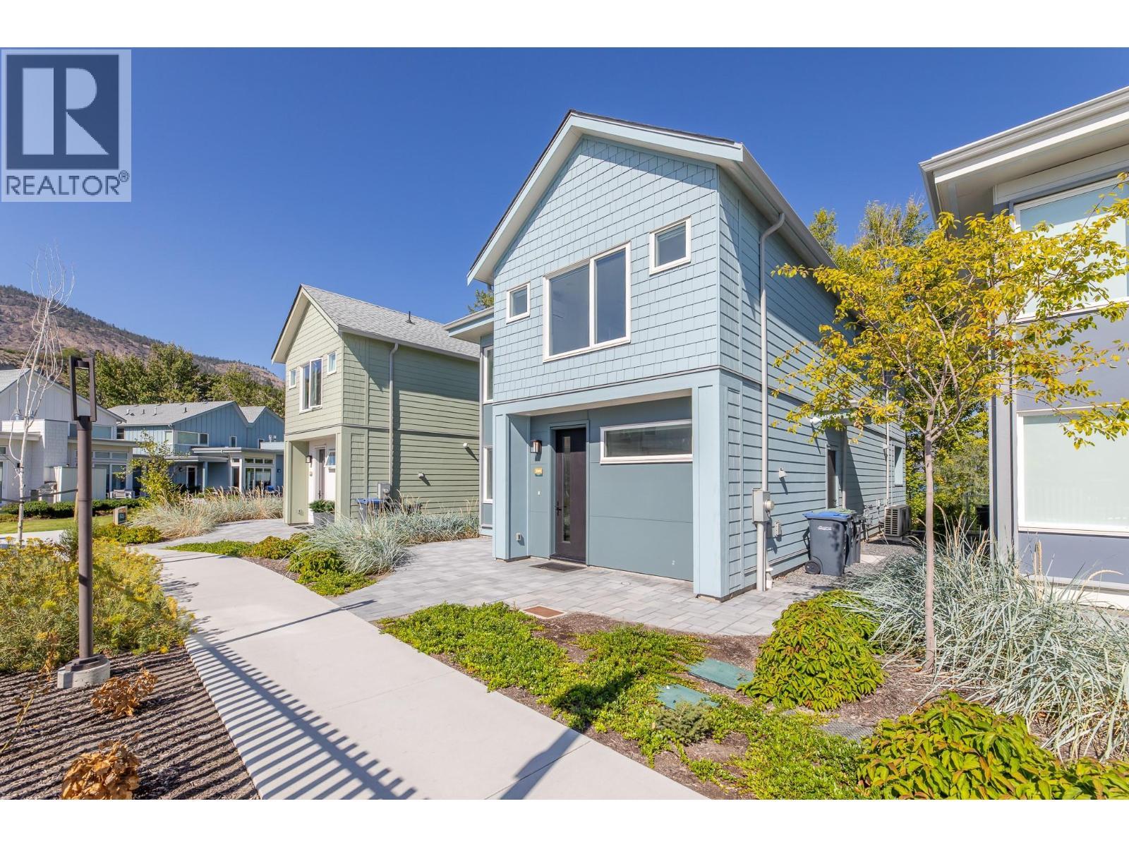 3240 Landry Crescent, Summerland, BC - Outdoor